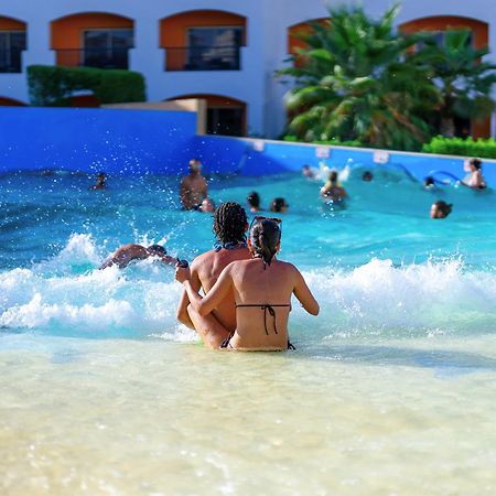 ホテル Fun & Sun Naama Waves シャルム・エル・シェイク エクステリア 写真